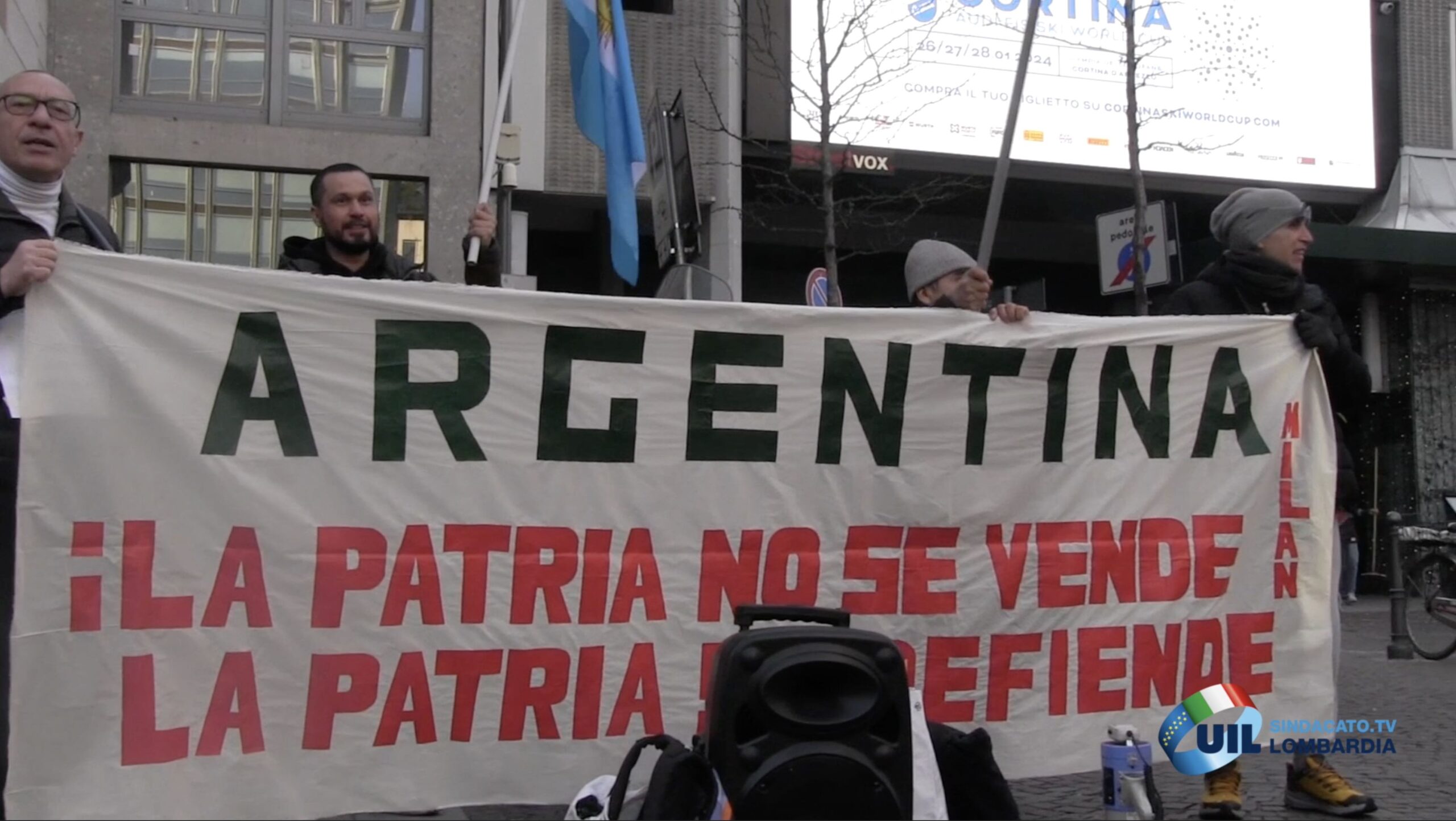 A difesa della democrazia, ovunque