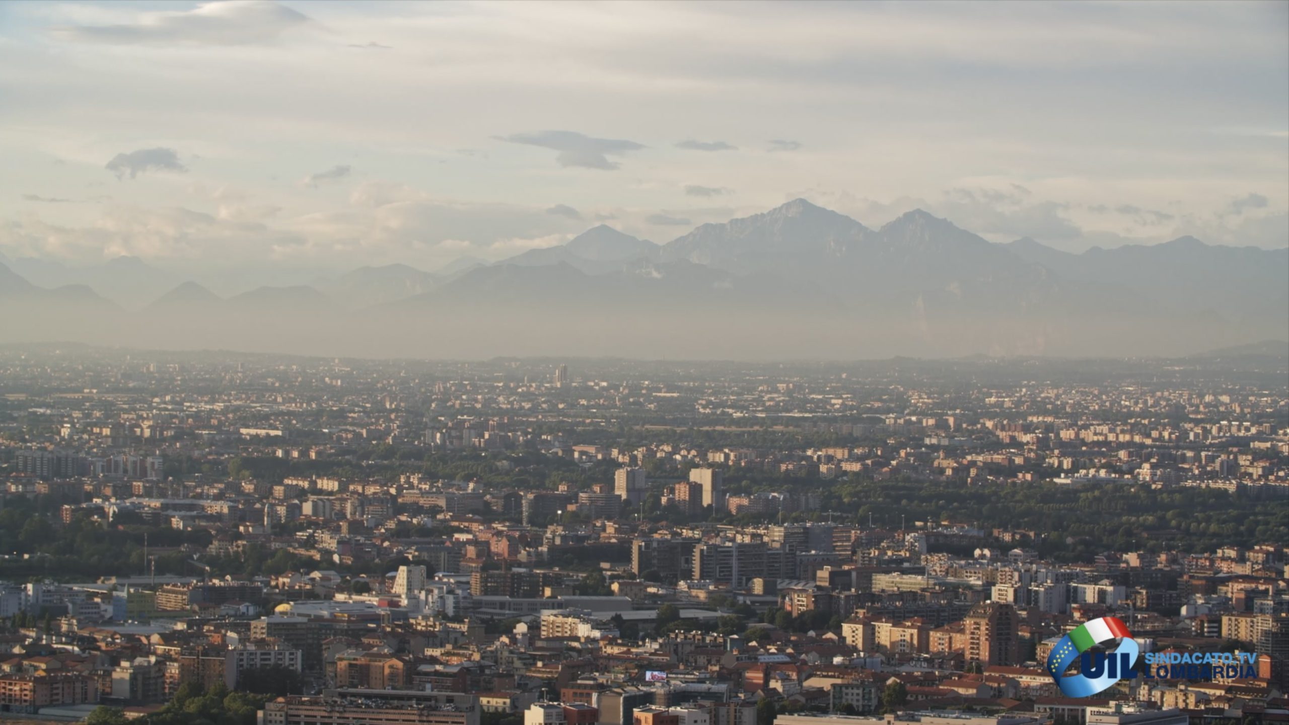 Milano, basta al consumo di suolo